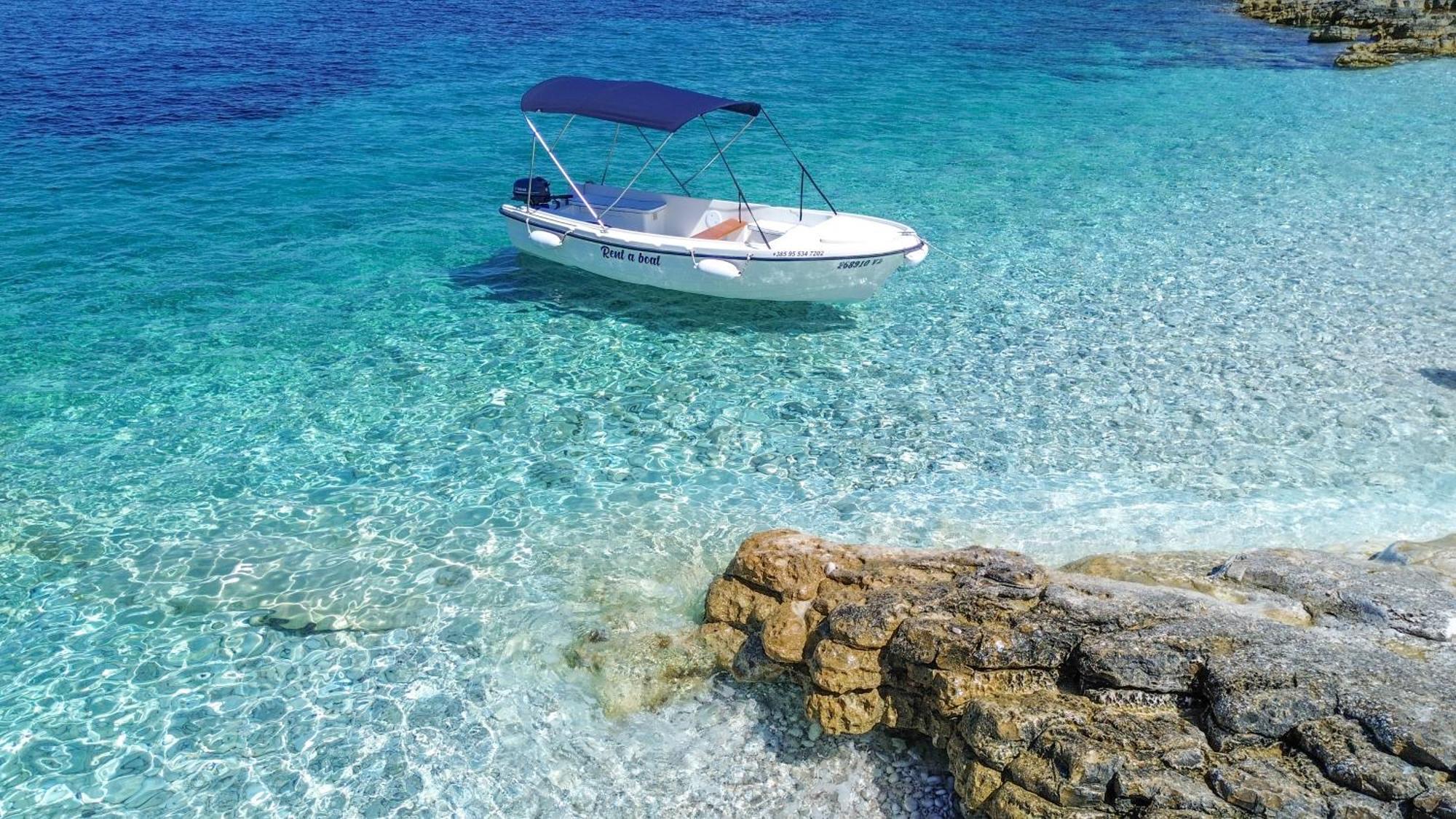 Pebble Bay Paradise House فيلا لوكا المظهر الخارجي الصورة